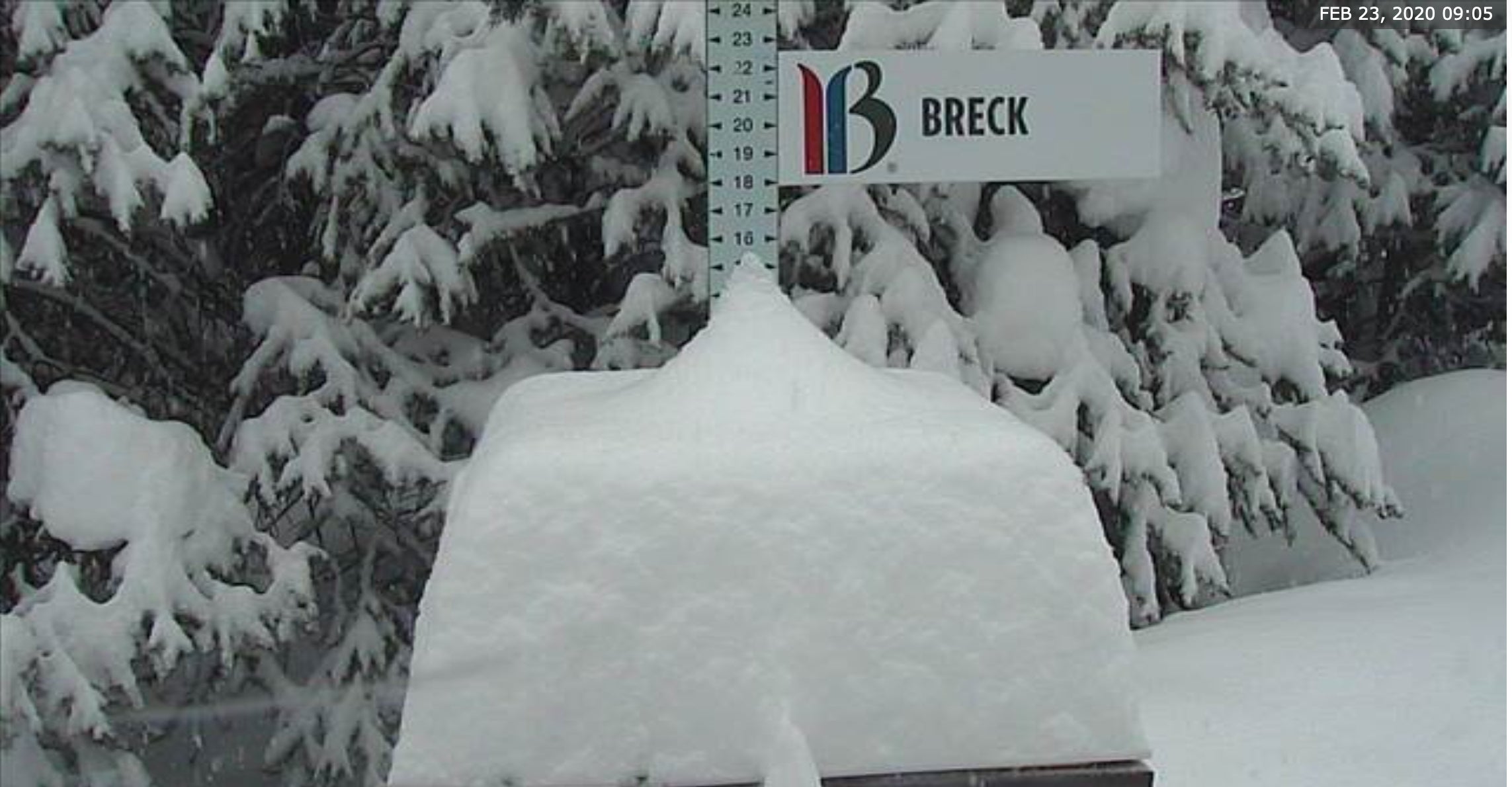 POWDER ALERT CONTINUES- CASCADES.  THE TETONS AND COLORADO REAP ADDITIONAL REWARDS AND SNEAK UP POWDER MONDAY-TUESDAY